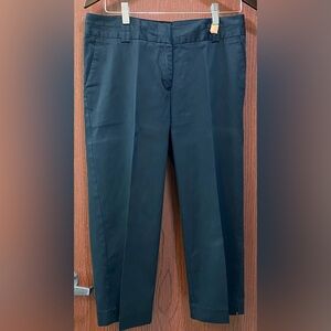 George women’s Classic Black Dress Pants, capris, size 8